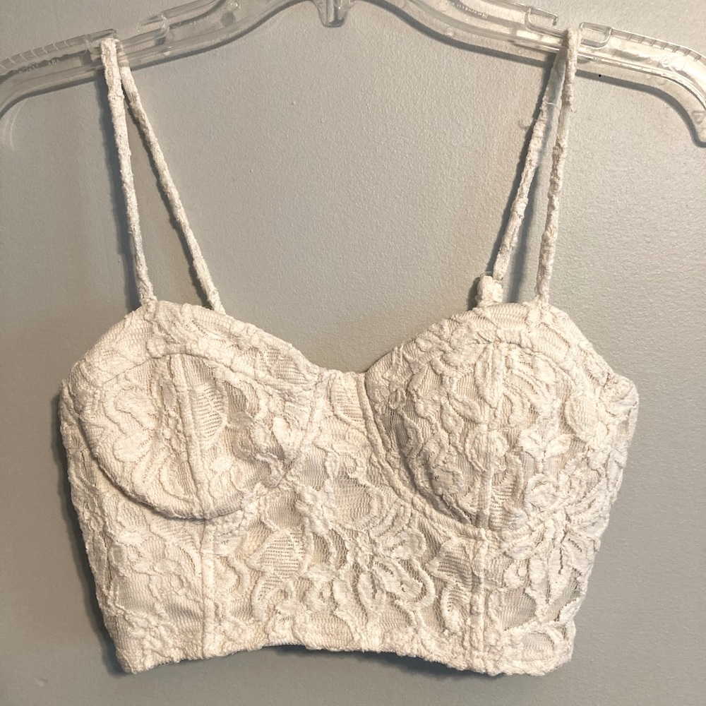 Forever 21 Spaghetti Strap Lace Crop Top